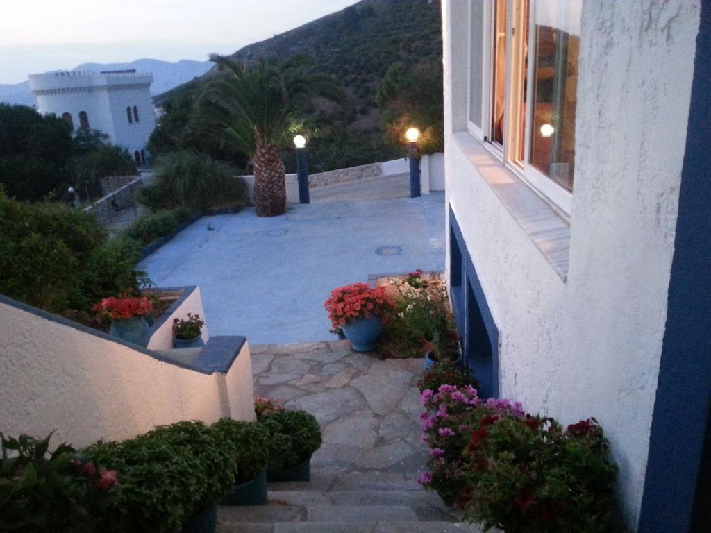Hotel Kamari Masouri Exterior photo